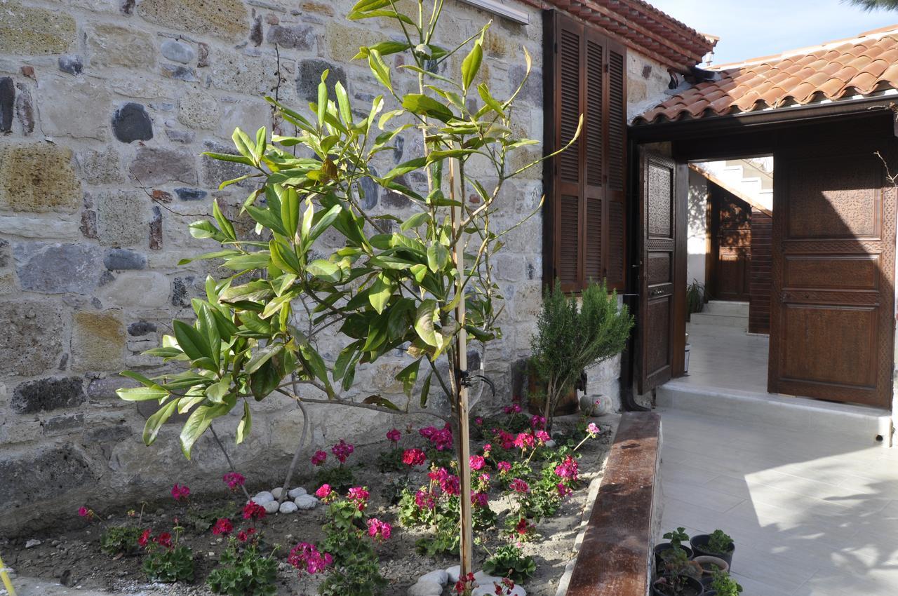 Tas Avlu Butik Otel Karaburun  Exterior foto
